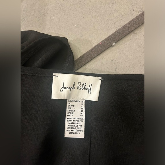 Joseph Ribkoff Women’s Tunic Top 10 Black Pockets Buttons V Neck - Picture 3 of 11